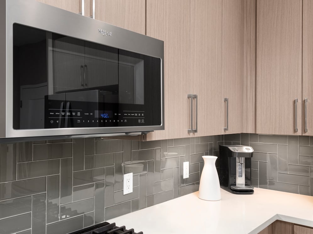 Design Scheme II Kitchen with tile backsplash