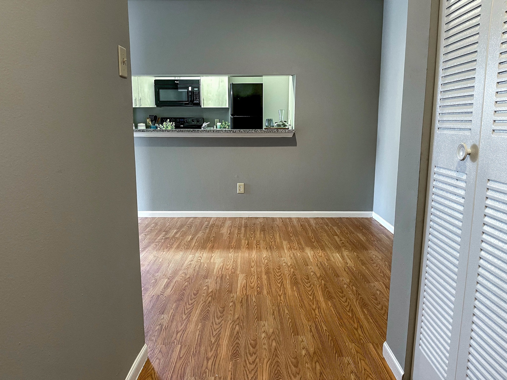 South Summit Apartments Image 16