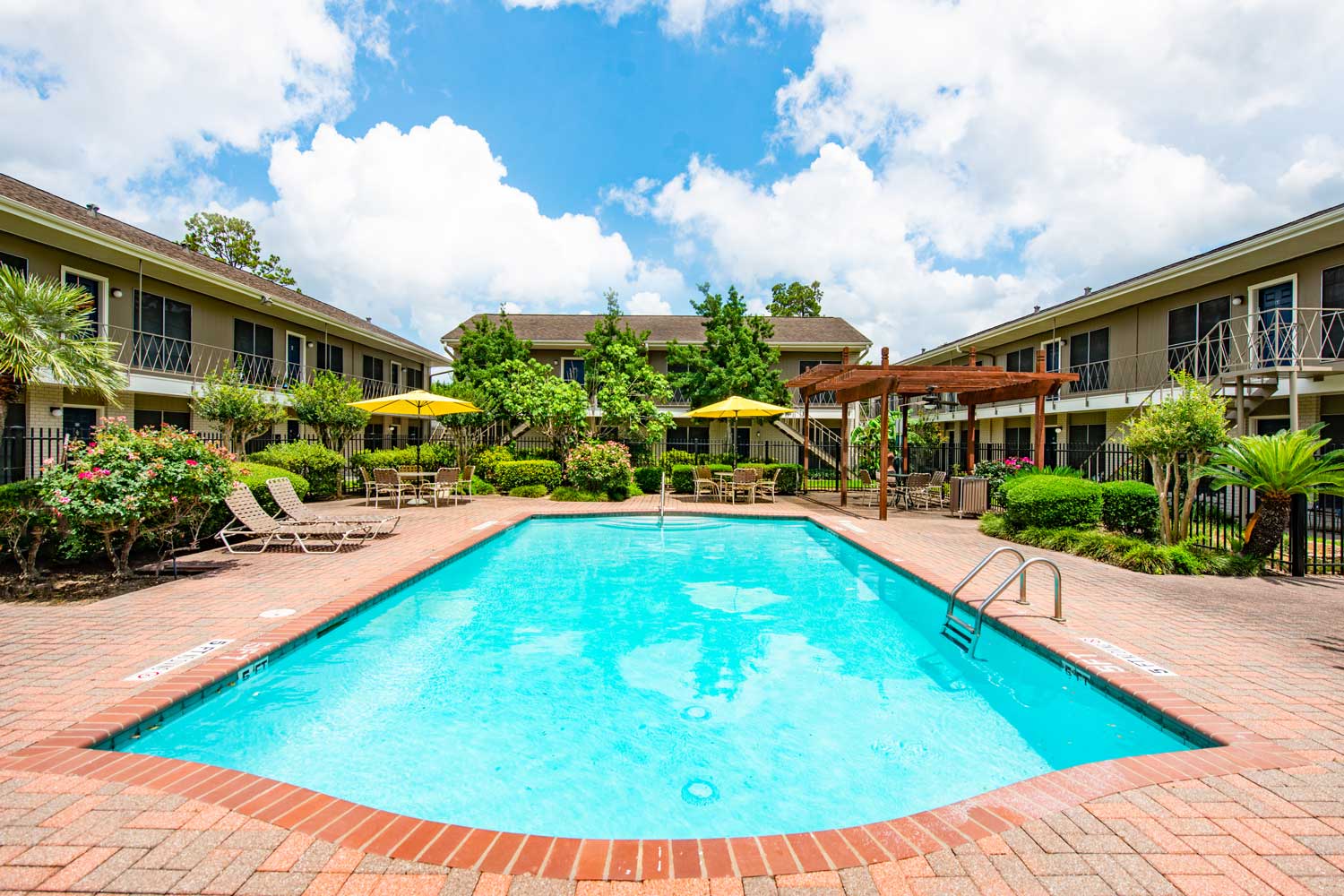 Park Shadows Senior Living Image 2