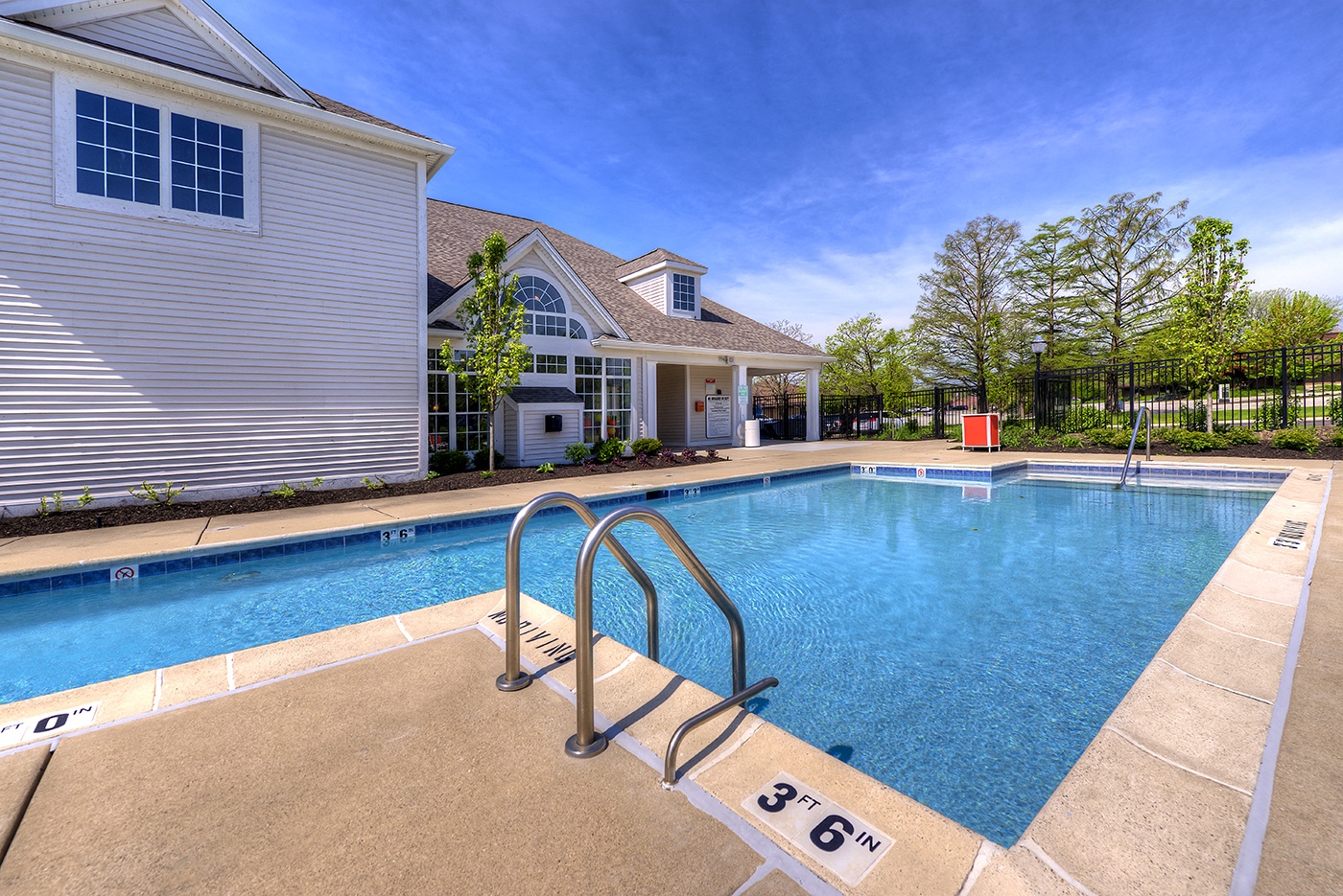 Carol Stream Crossing Image 30