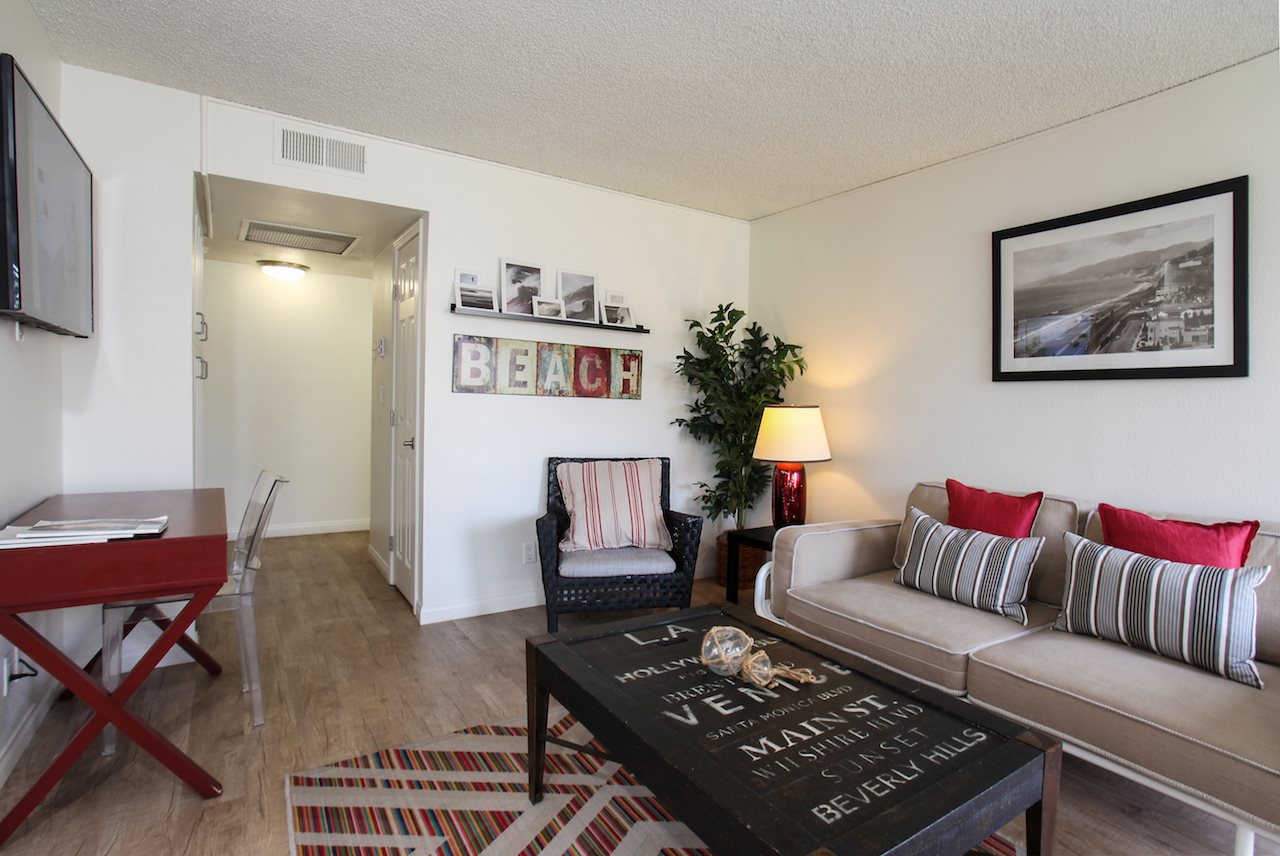 The Village at South Coast Image 9