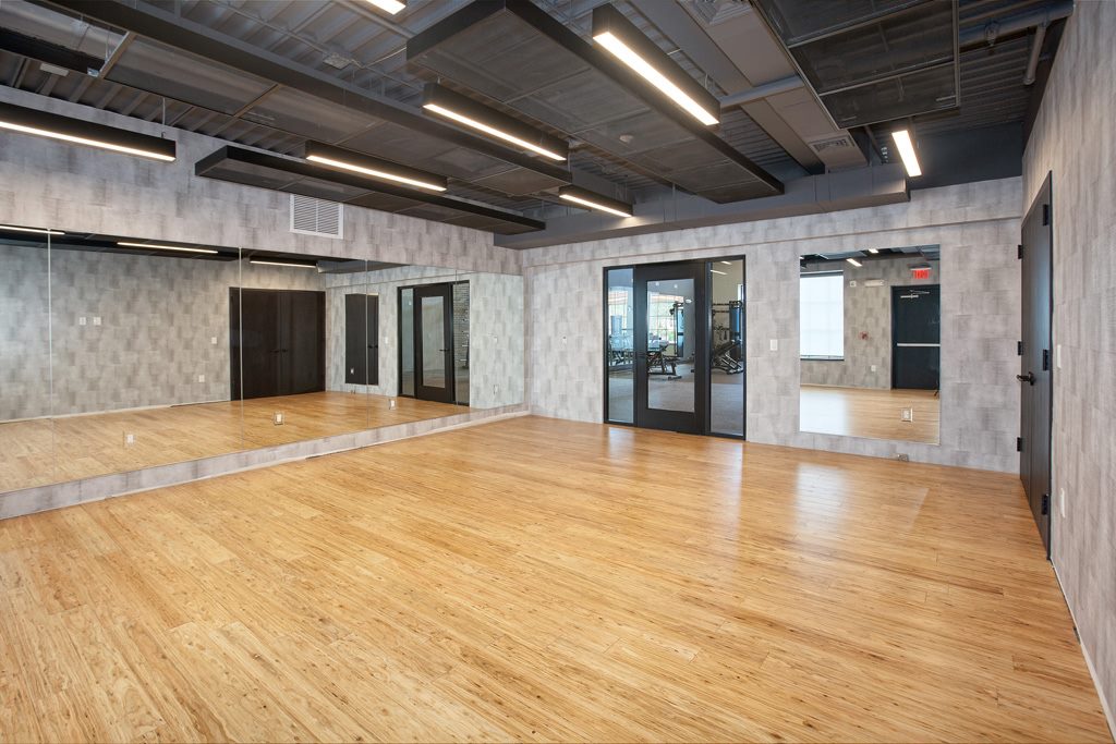 Vermella West Image 7