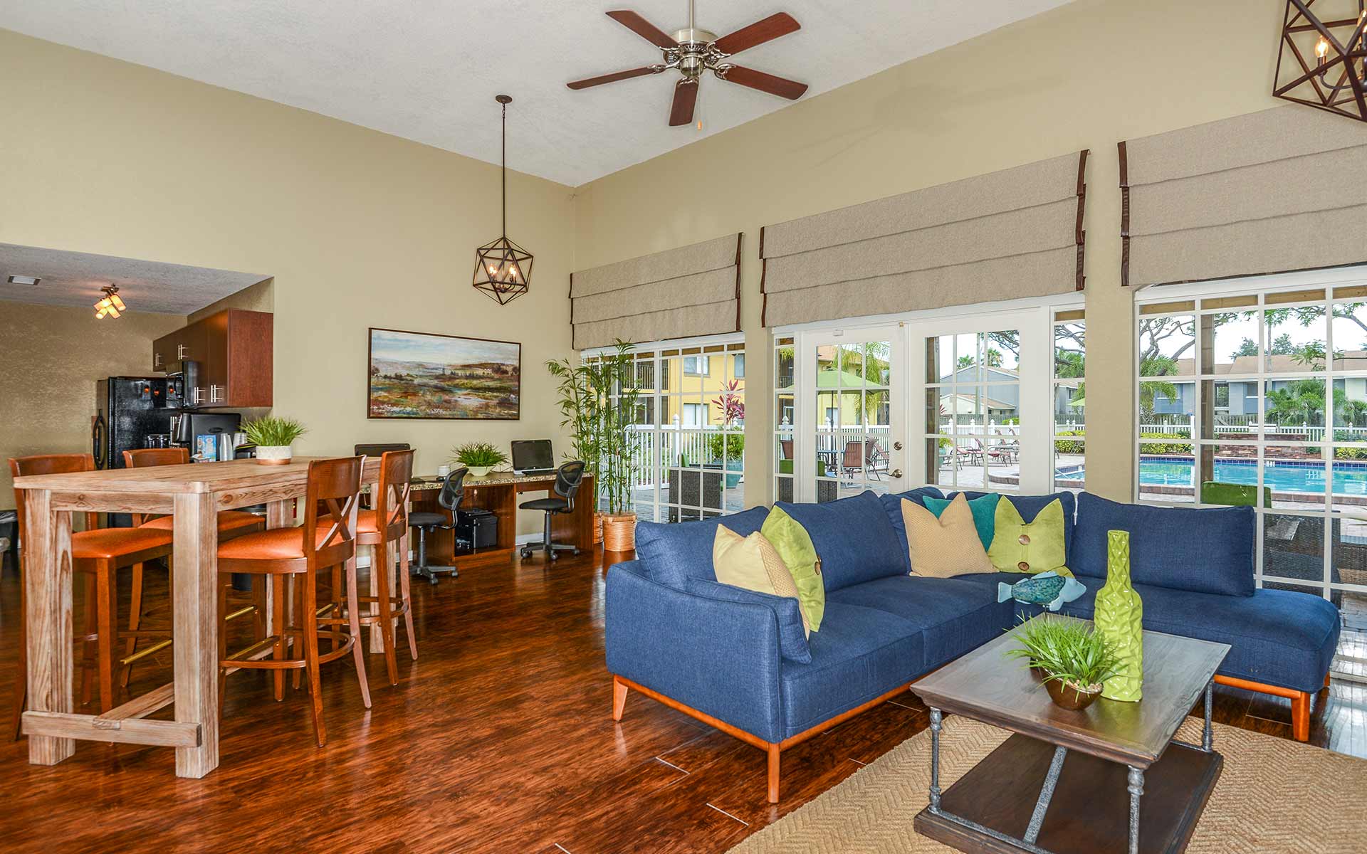Bay Club Apartment Homes Image 13