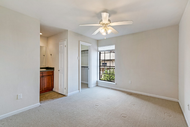 Sailboat Bay Image 6