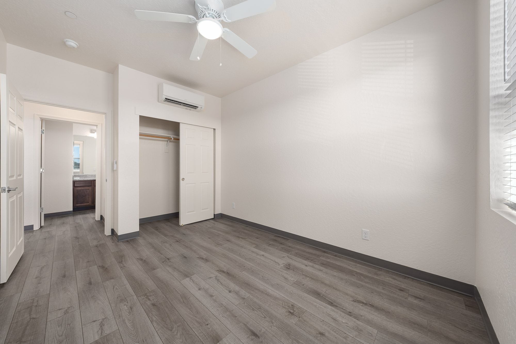Plaza Way Image 10