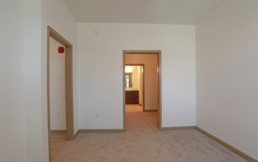 Littleton Crossing Image 4