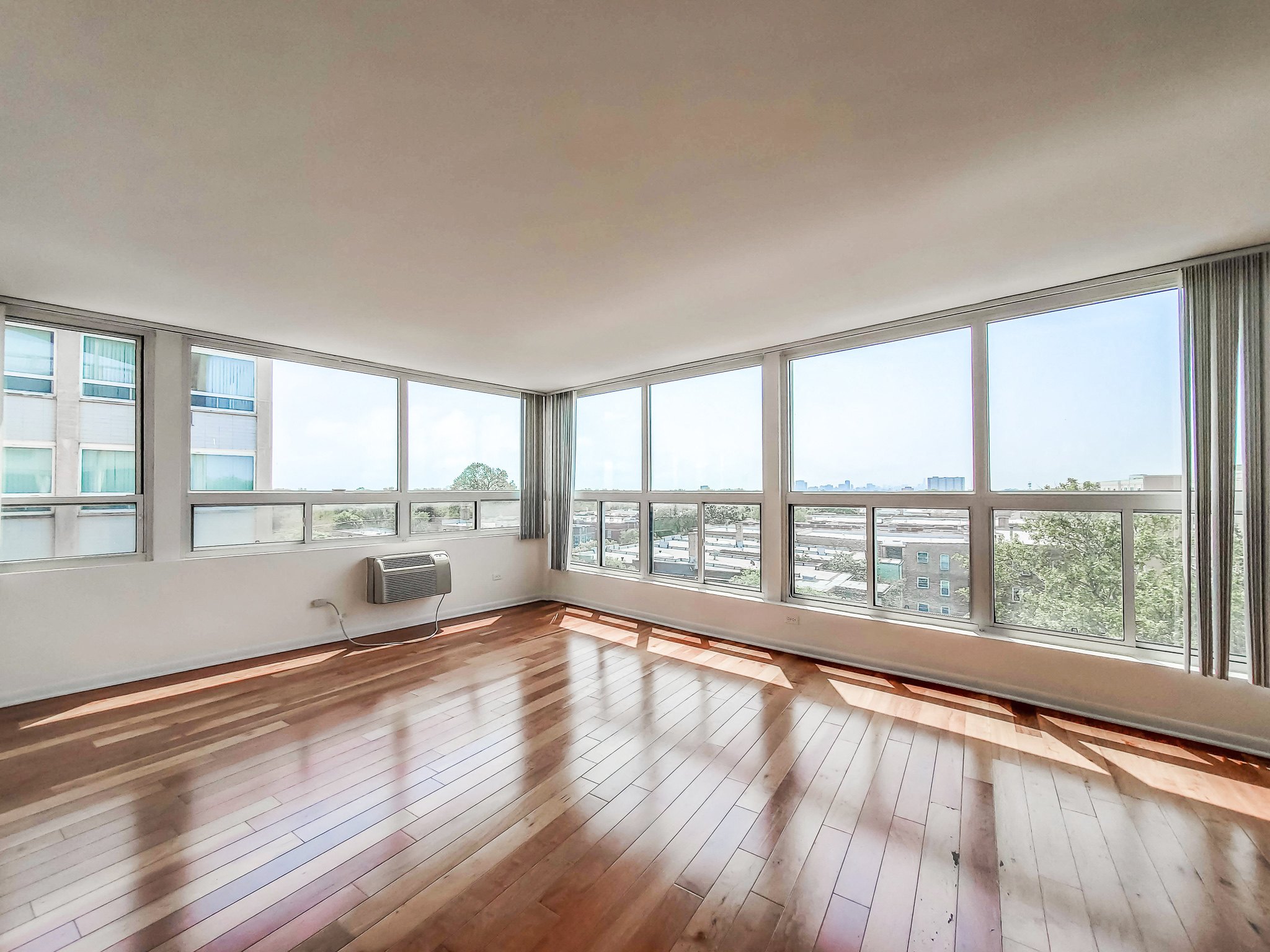 Presidential Apartments Image 12