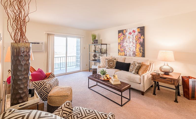 Manor House Apartments Image 14