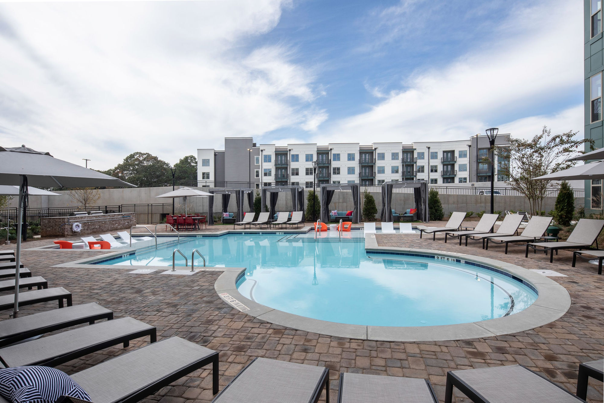 The Local Sugar Hill Apartments Image 18