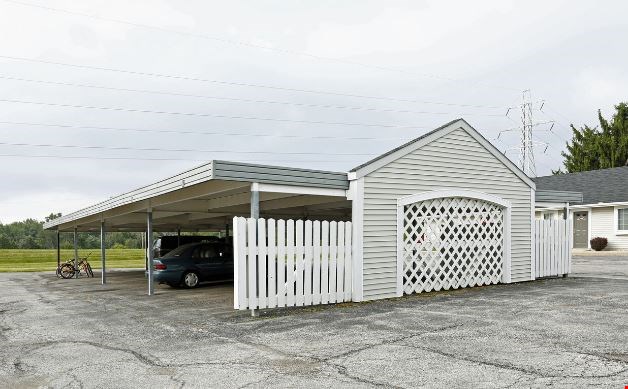 Lake Forest Apartments Image 26