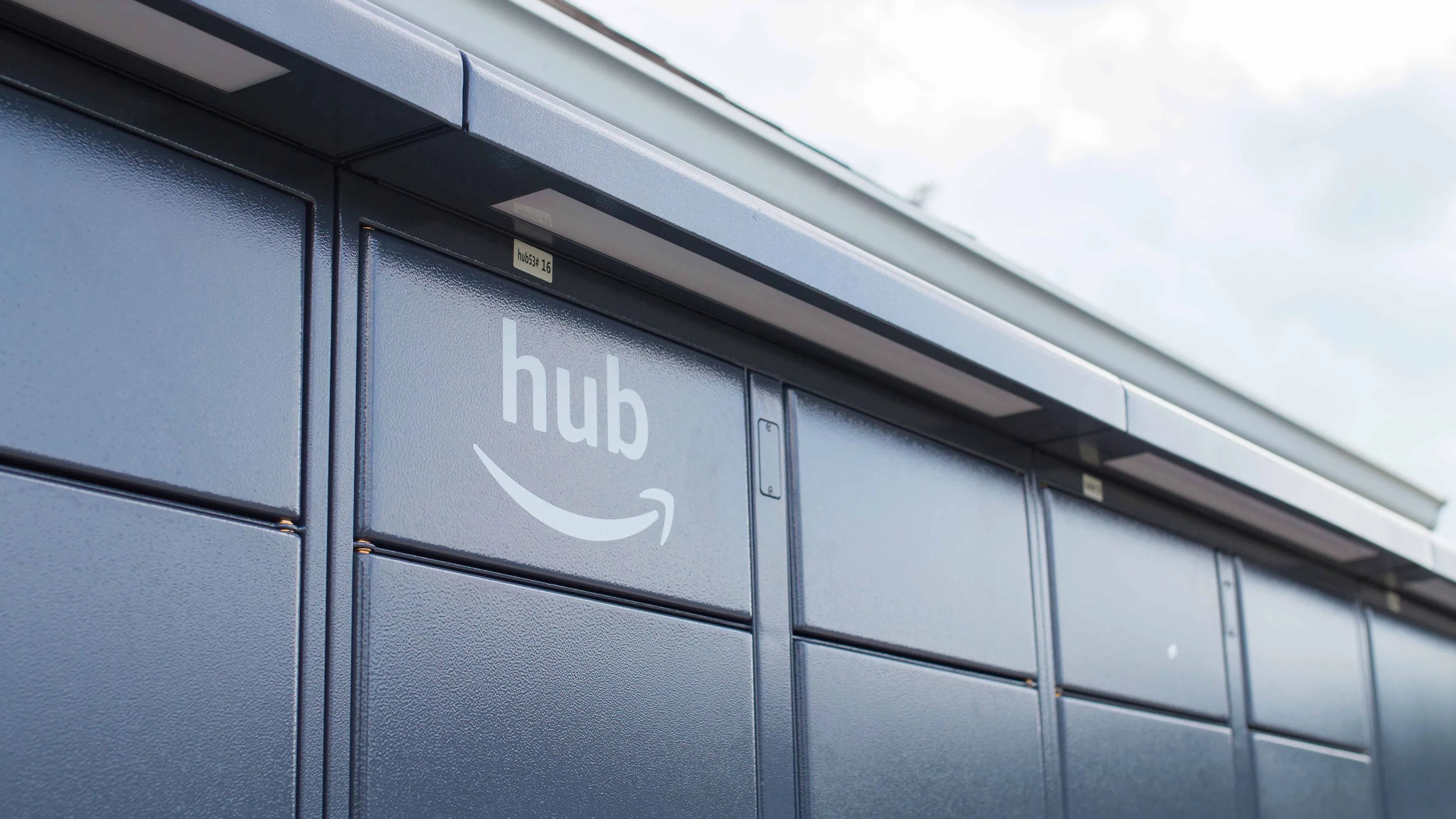 Receive your packages securely and conveniently with our 24/7 Amazon Hub Locker. It's the perfect way to simplify your life and enjoy the peace of mind knowing your packages are safe and sound.