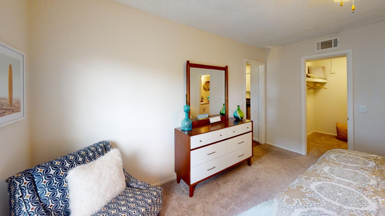 Somerset Apartments Image 7