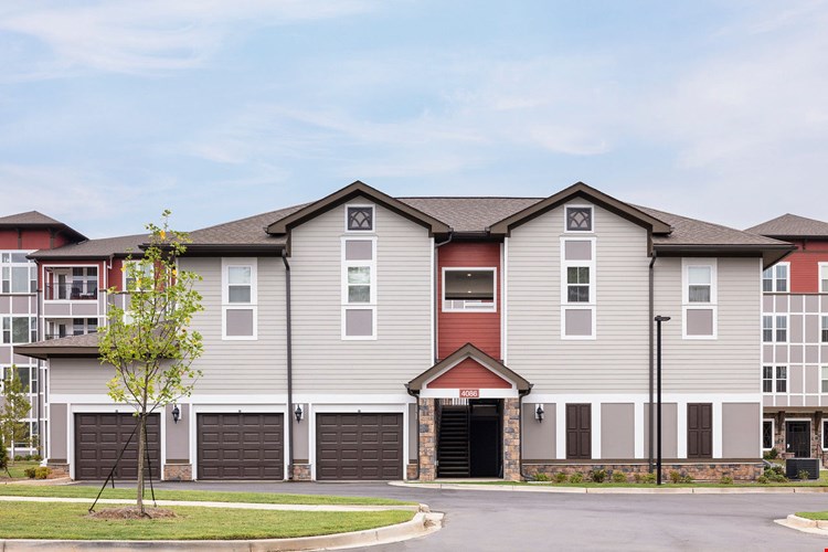 IMT Edgewater Image 23