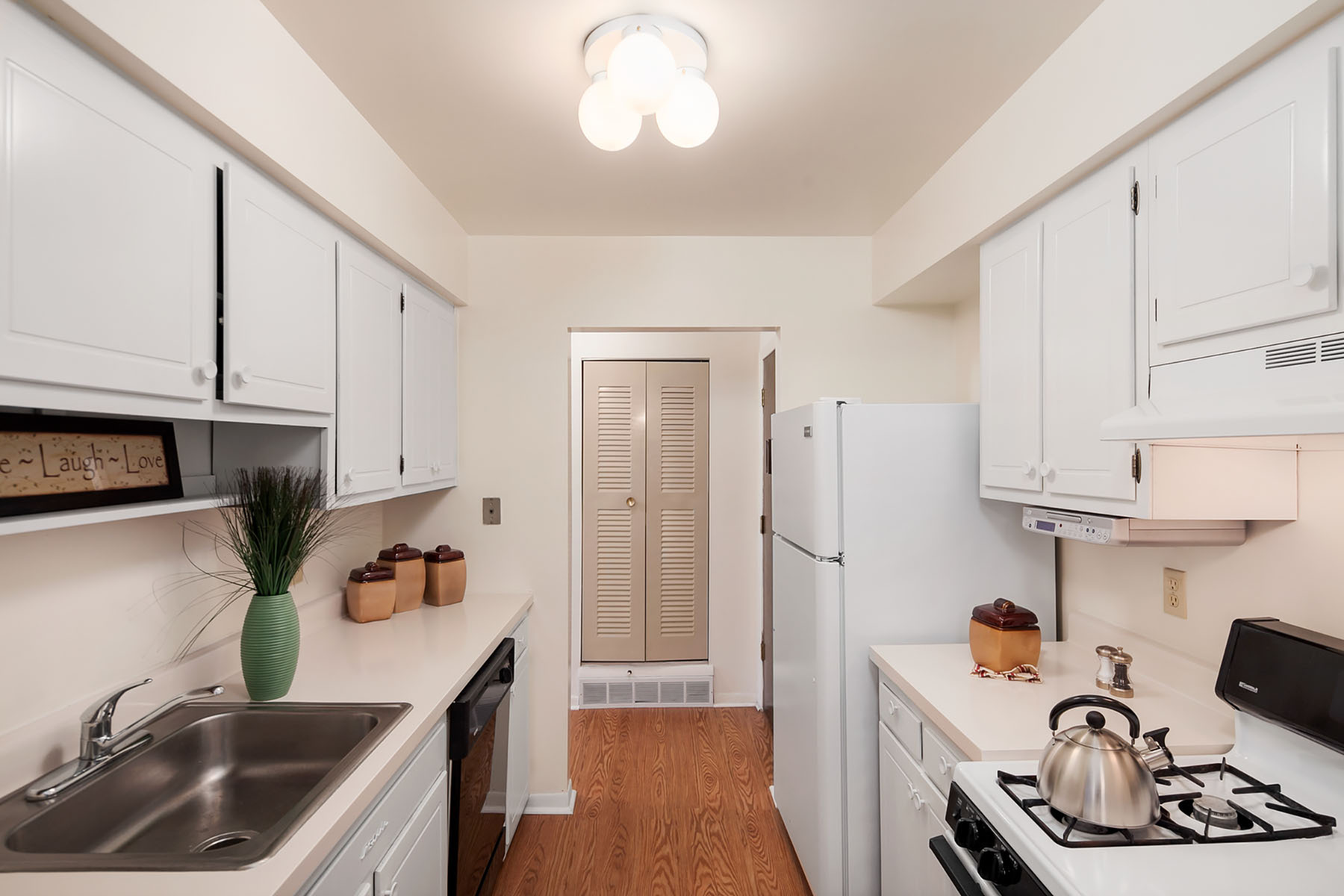 2 Bedroom 1.5 Bathroom