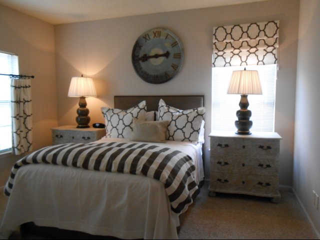 The Oaks at Lakeshore Image 7