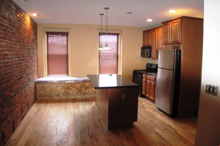 2207 Jane Street - Kitchen and Dining Area