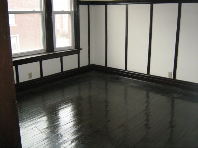 4859 S Champlain Image 7