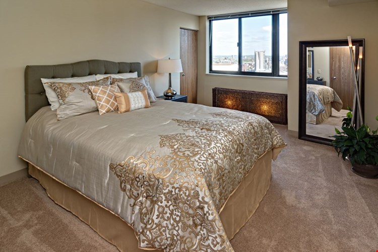 Laurel Village  Image 8