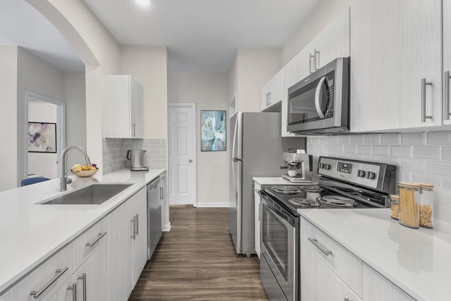 Camden Governors Village Image 9