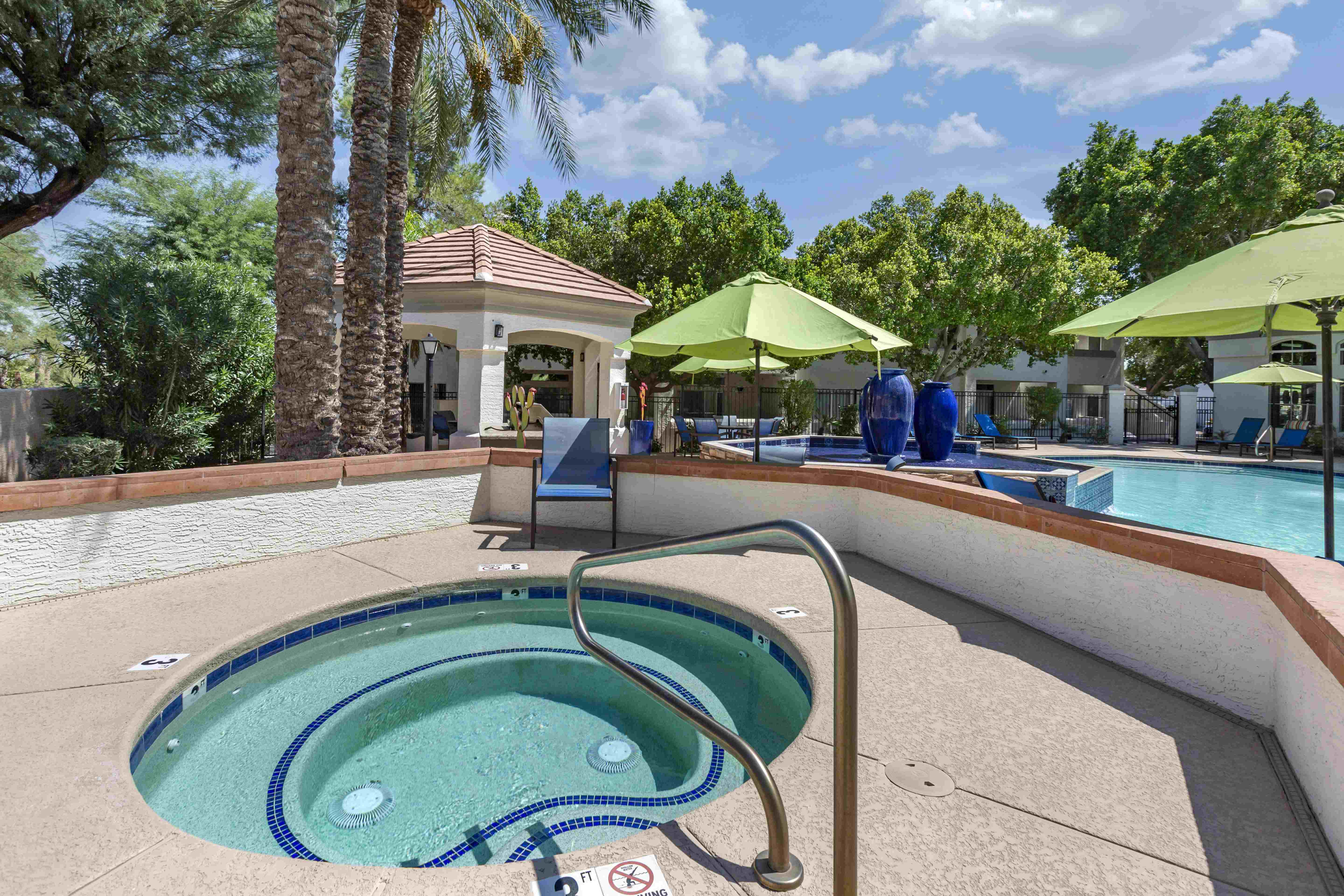 Carlyle Townhomes OLD Image 60