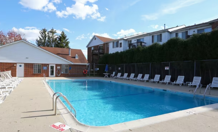 Orchard Lakes  Image 2