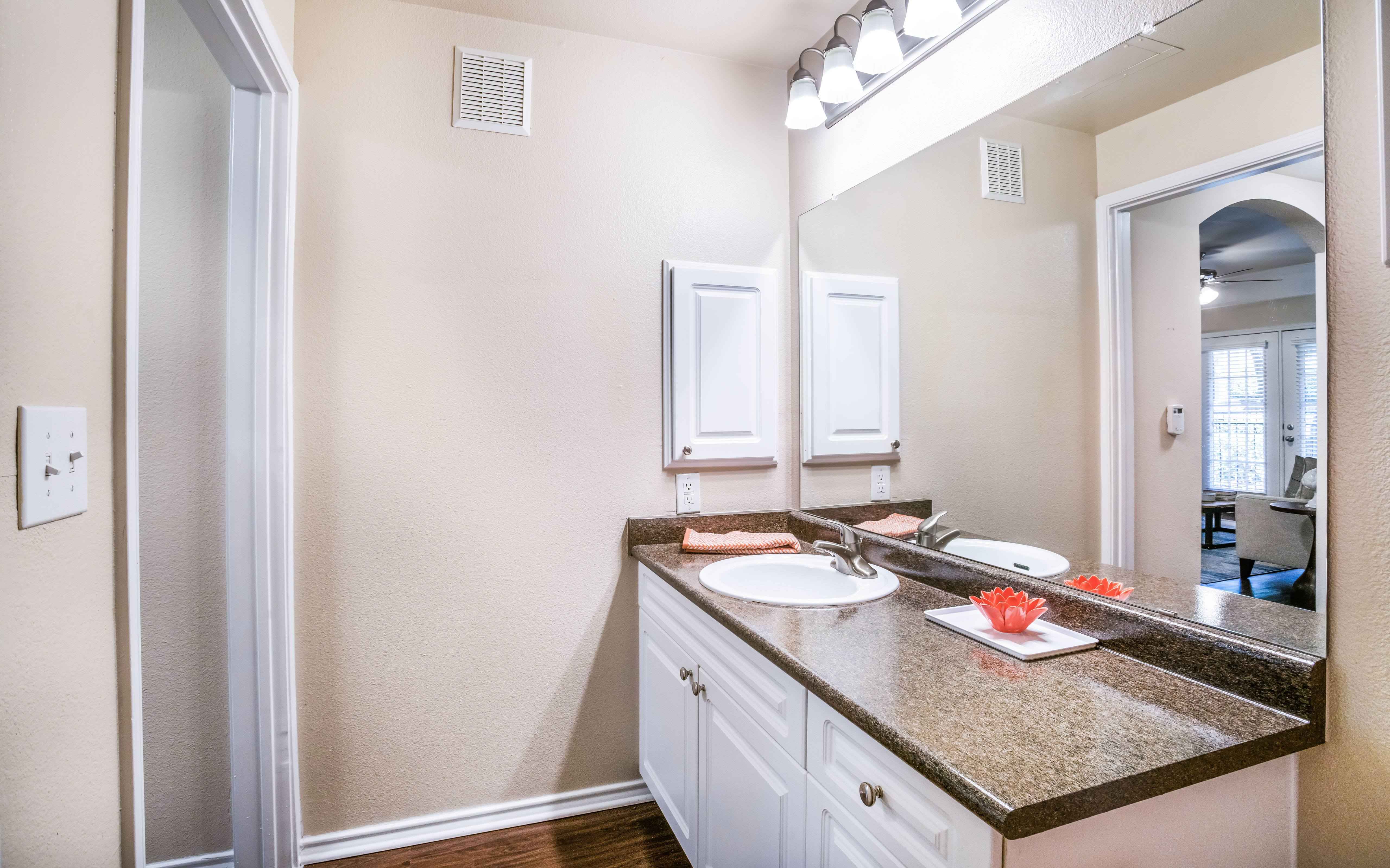 The Arches at Park Cities Image 21