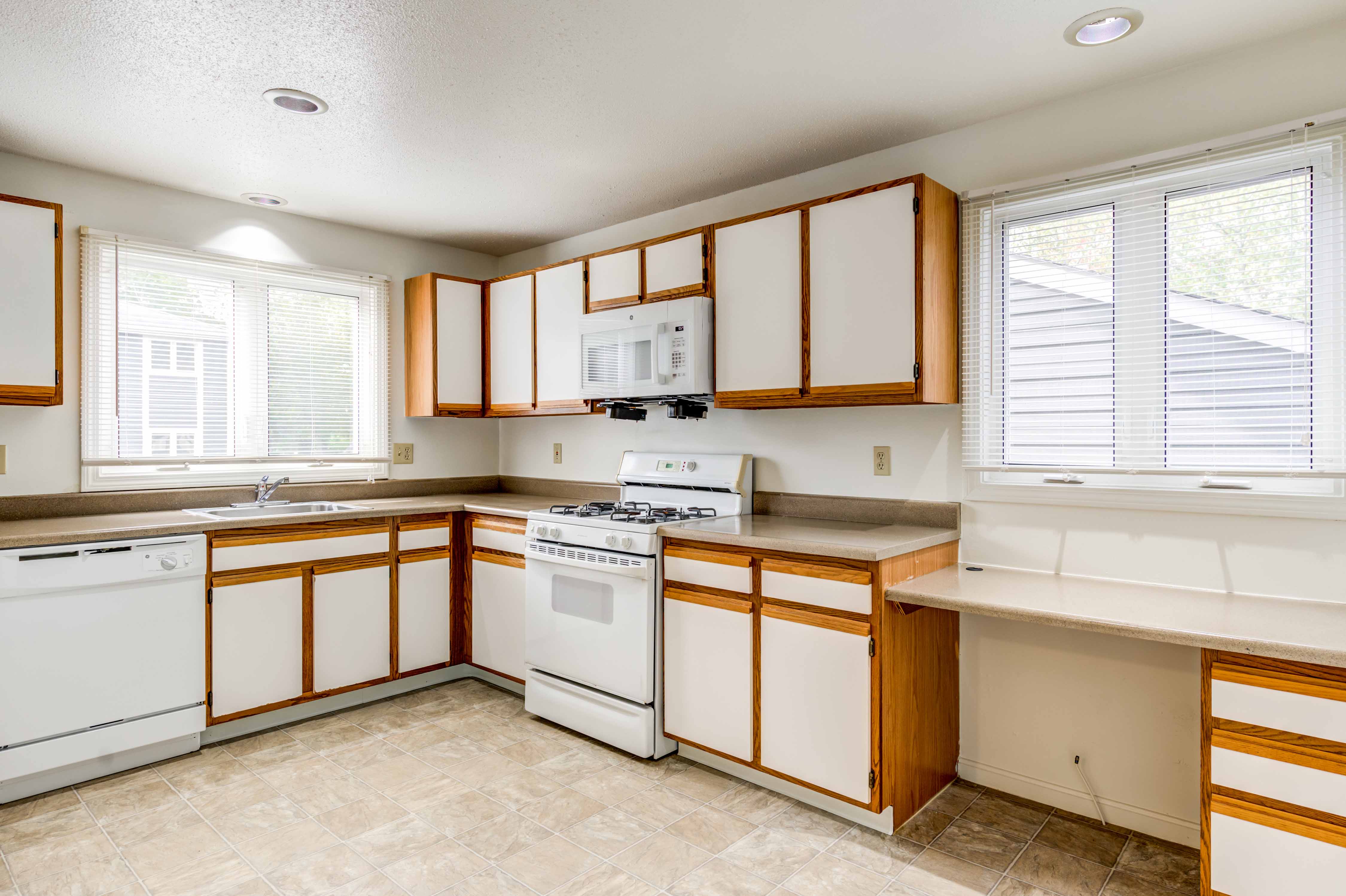 Winchester Park and Woods Image 24