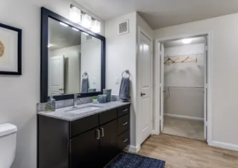 Landmark Conservancy Apartments Image 7