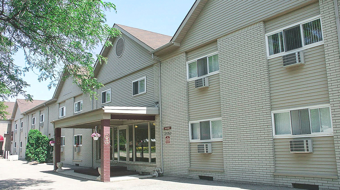 Sterling Troy Image 2