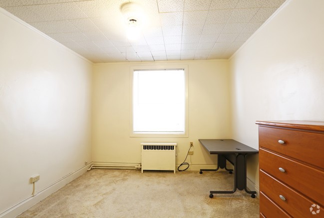 Hampshire Hall Image 3