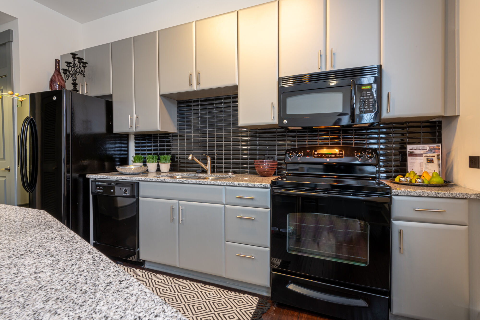 Chapel Hill North Image 17