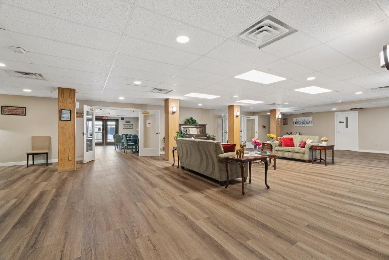 Town Centre Senior Apartments Image 18