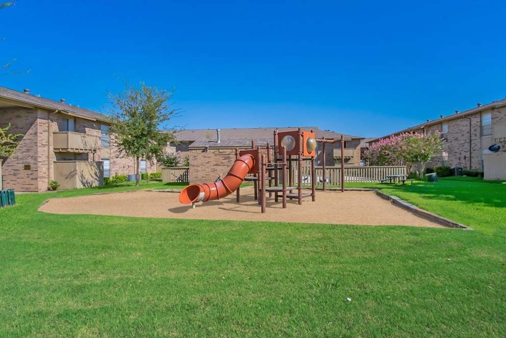 Valley Estates Image 2