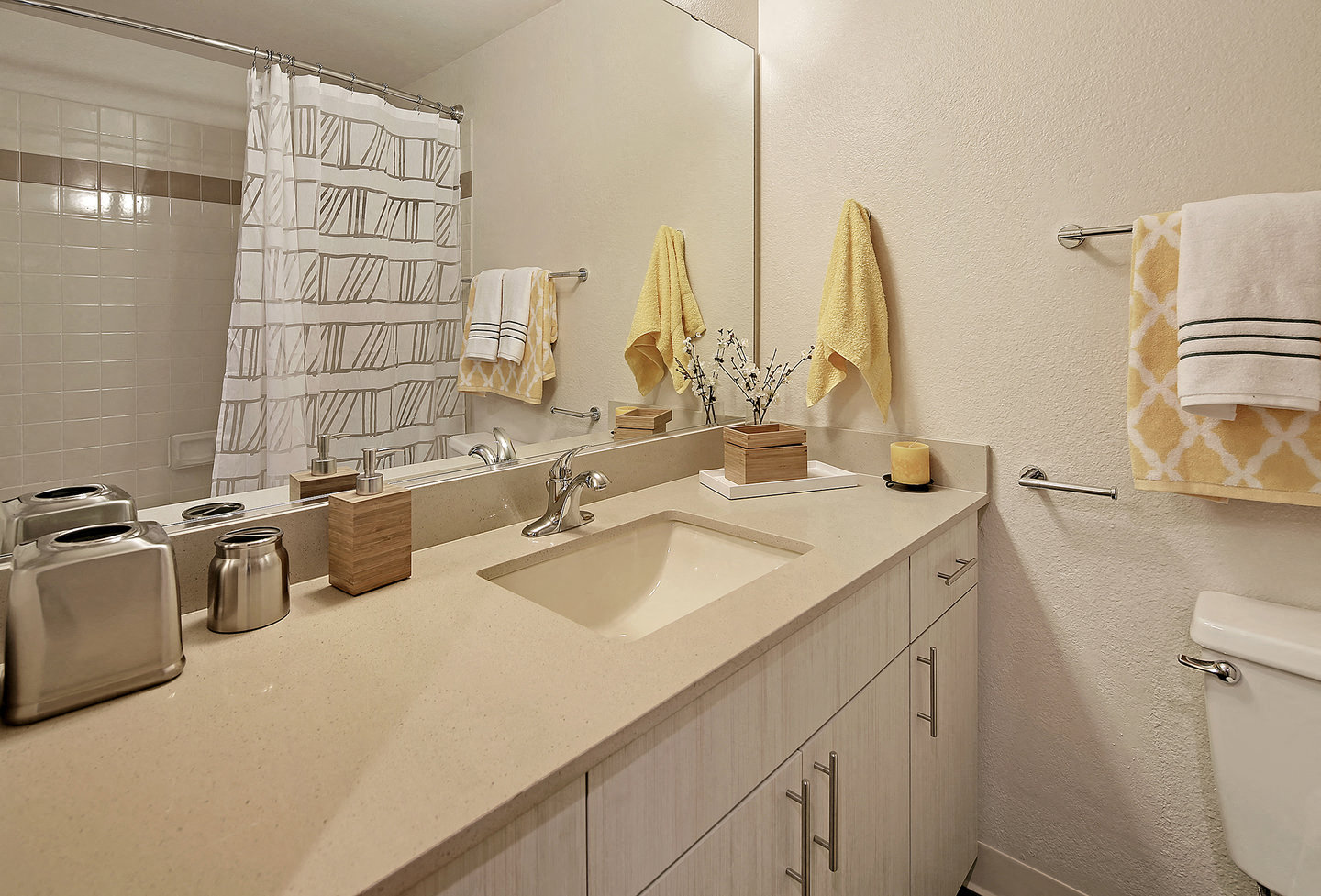 Starboard Apartments Image 6