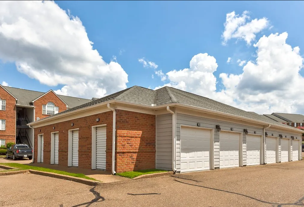 The Hamilton at Turman Farms Apartments Image 7