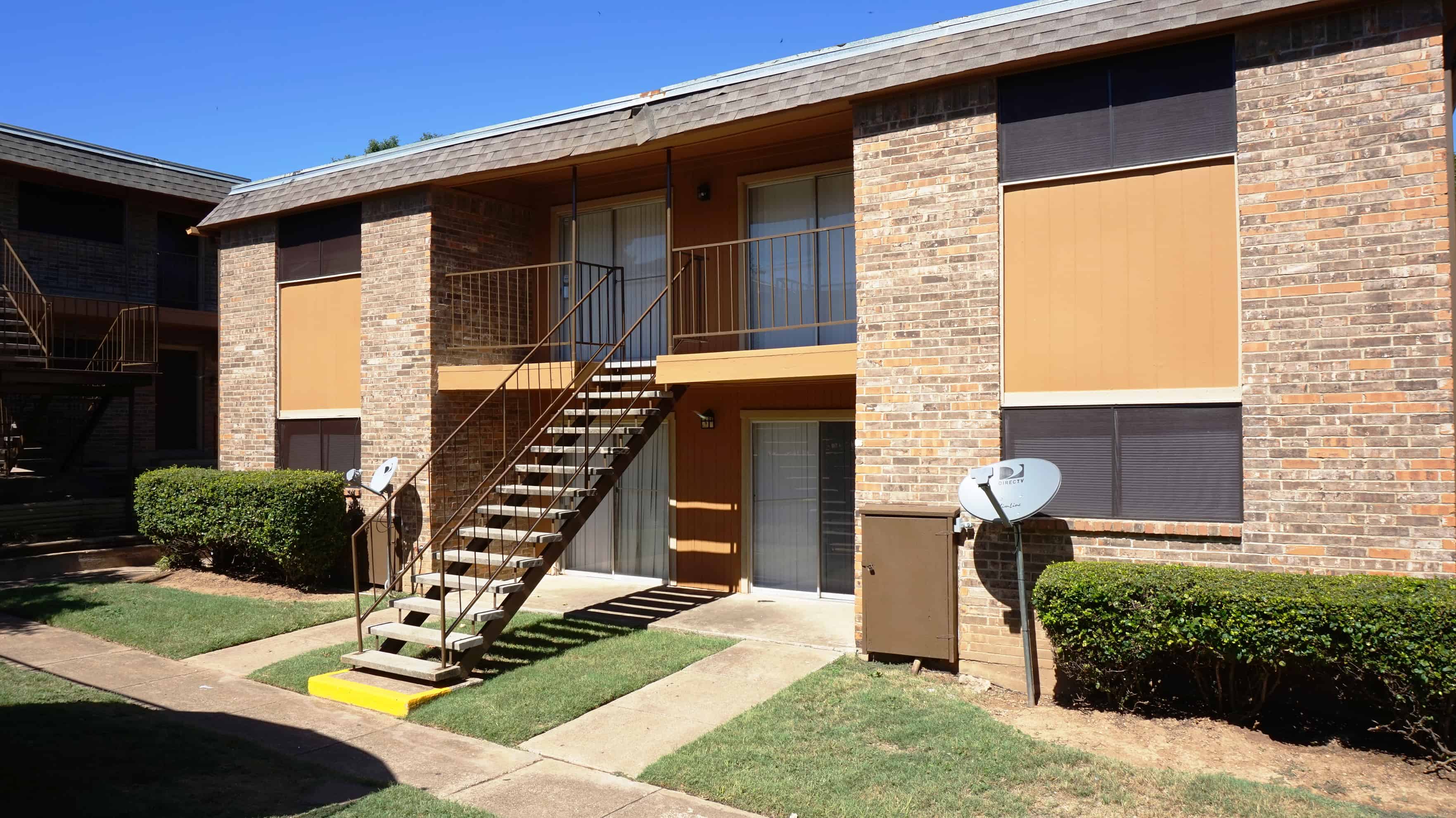 Oakwood on Bahama Image 2