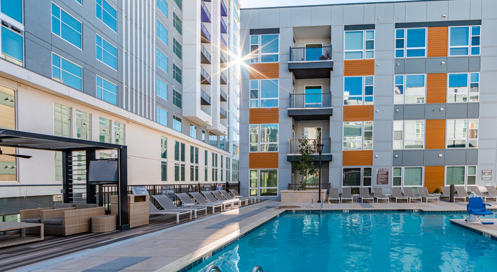 Uptown 550 on Brooklyn Image 1