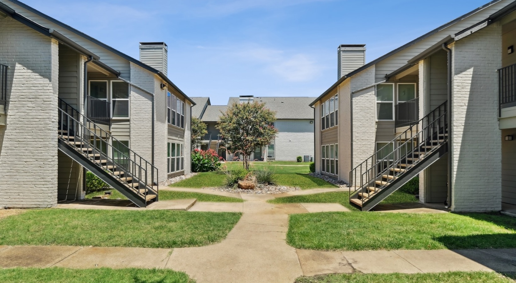 Communities of Bent Tree Image 2