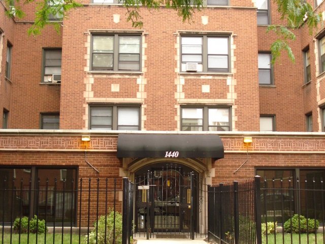 1440-1450 E 52nd Street Image 3