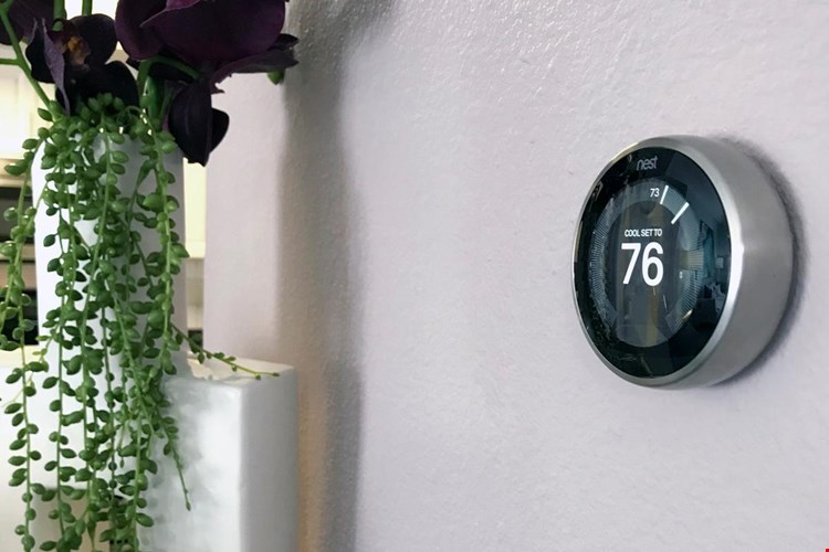 Energy efficient Nest thermostats available in select apartment homes.