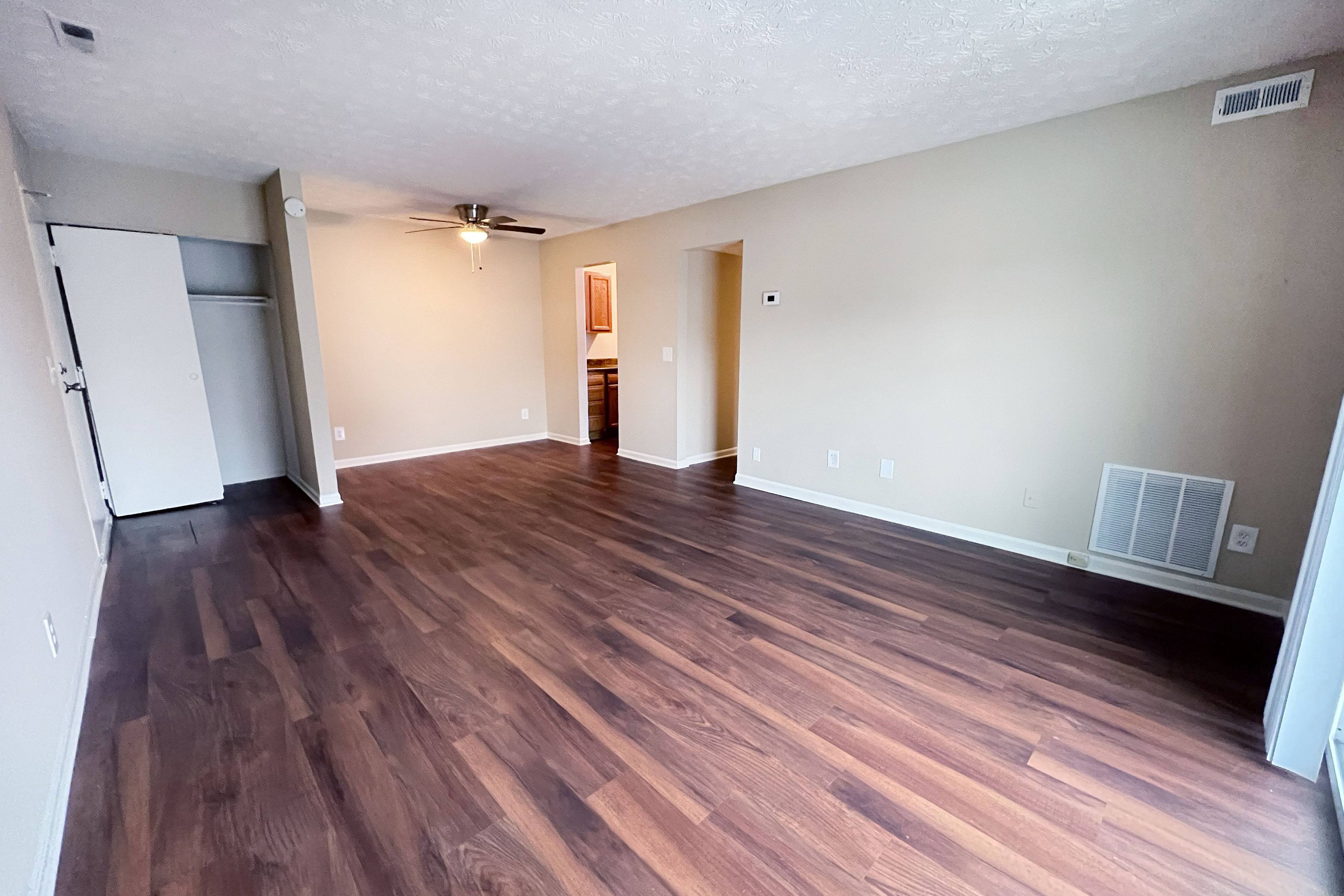 Crown Crossing Apartments Image 80