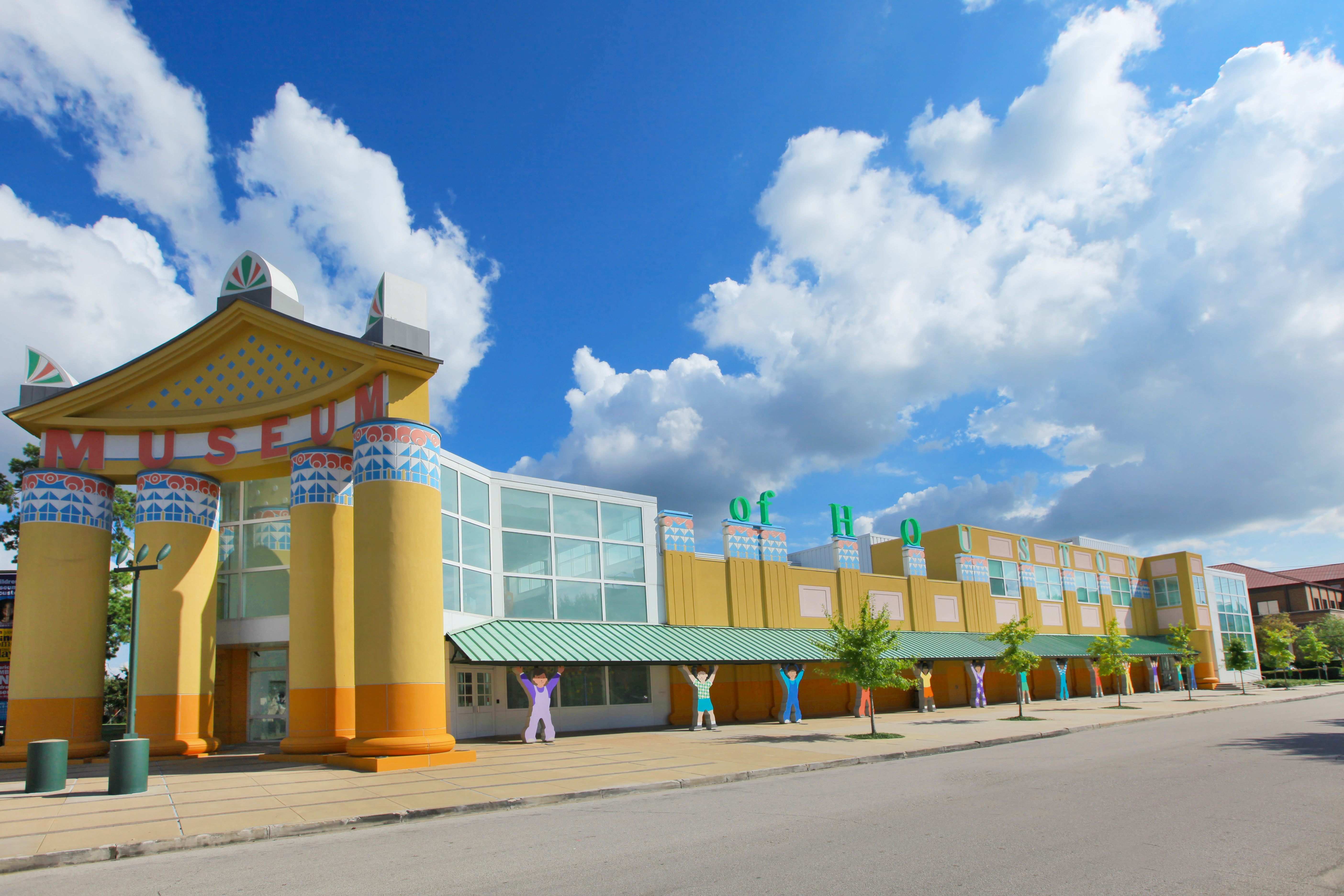 The Plaza Museum District Image 3