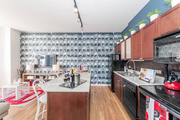 Fisher Building City Club Apartments Image 7