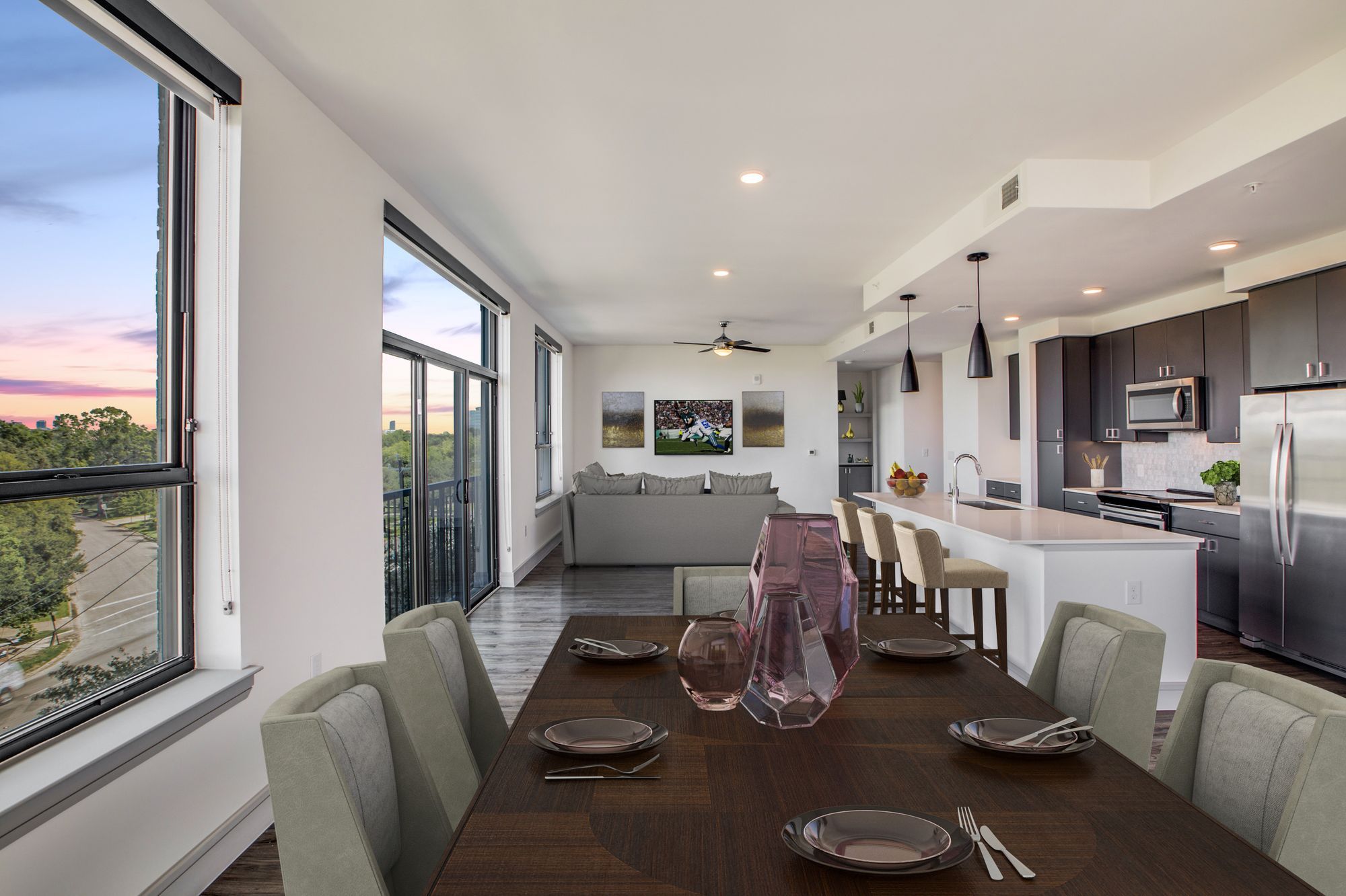 South Main Building Image 23