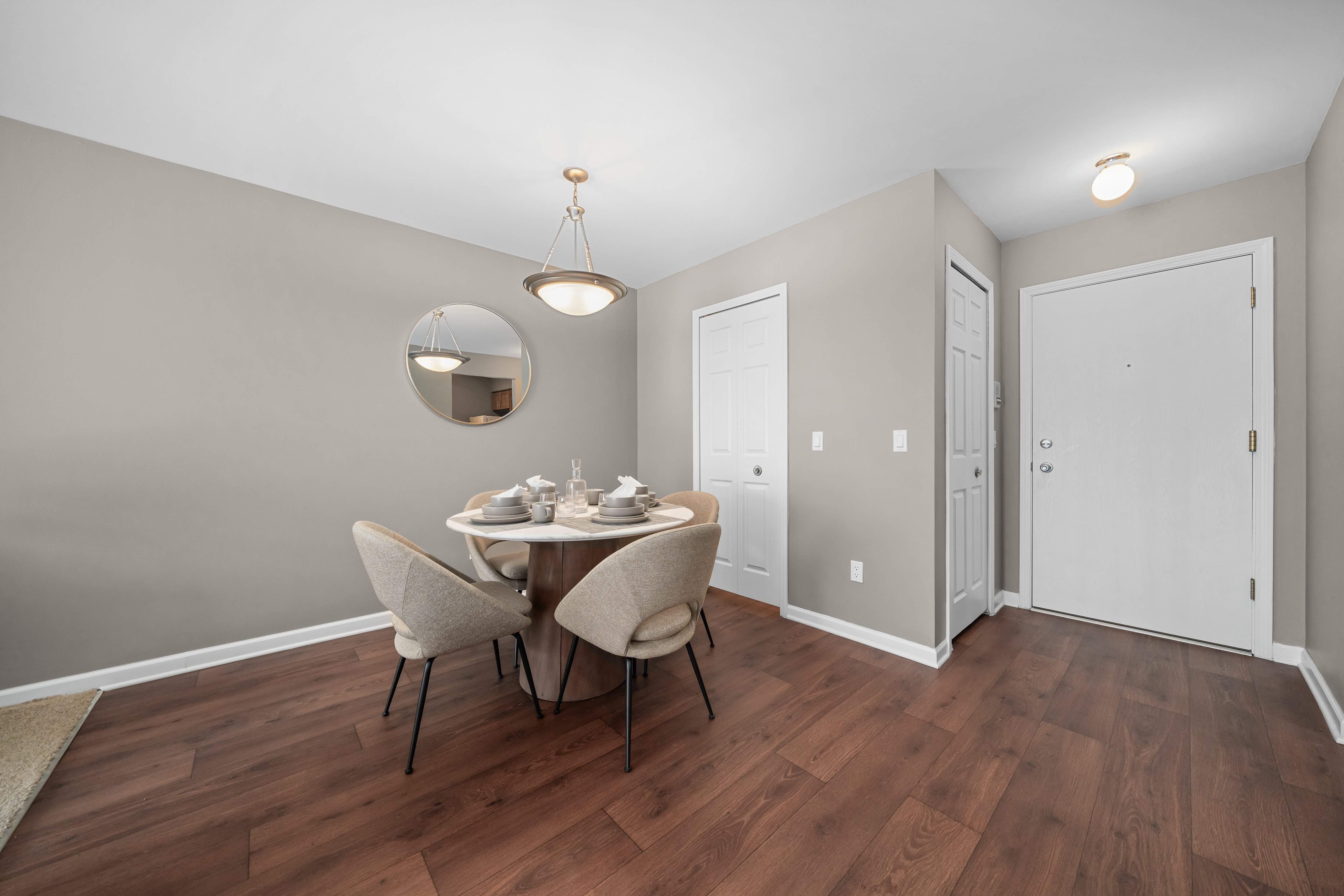 Dining Room at Lakeside Village in Clinton Township