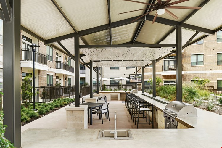 Camden Victory Park Image 23