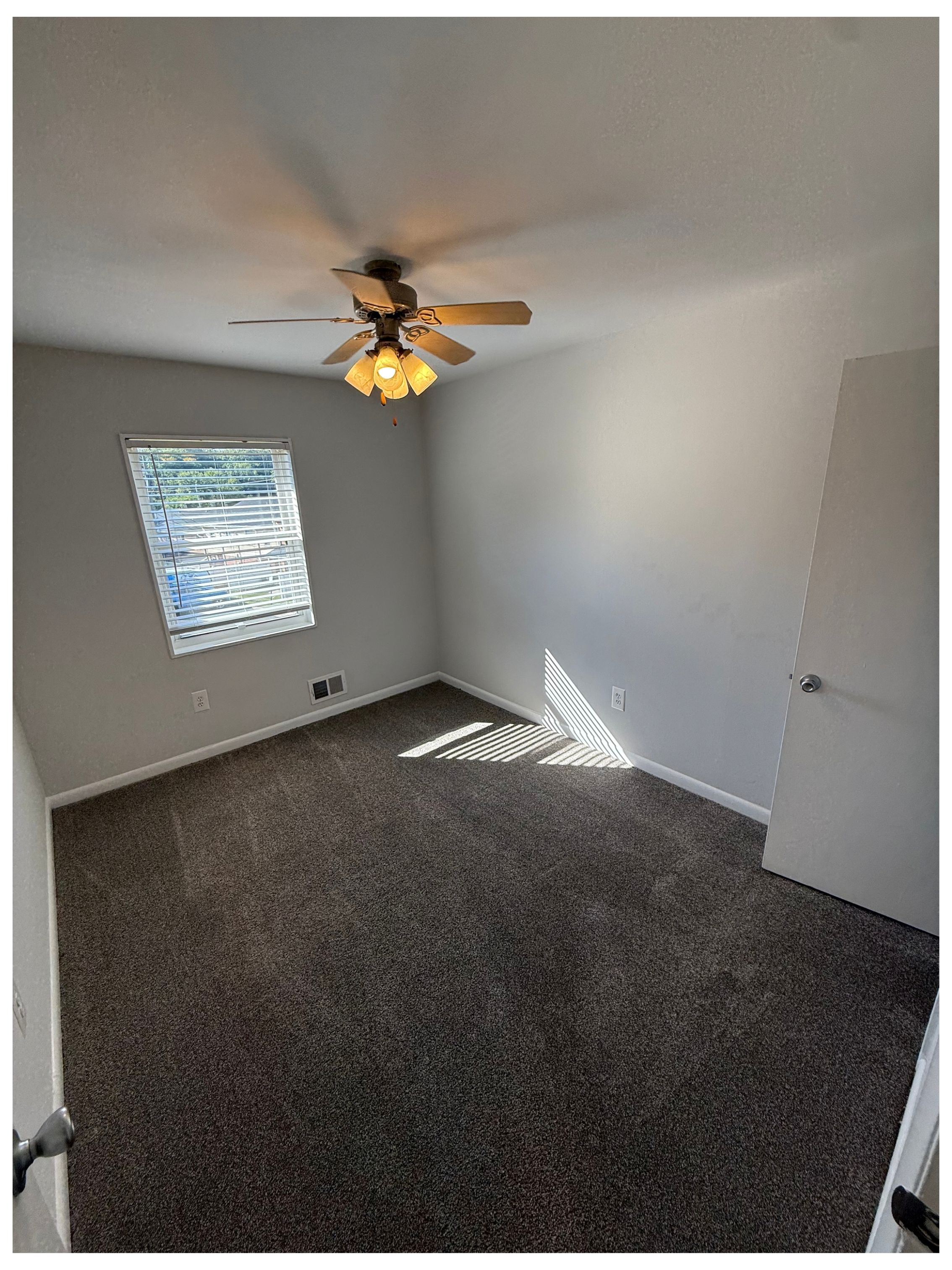 Longview Image 142