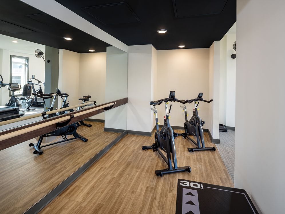 Fitness center - fitness studio