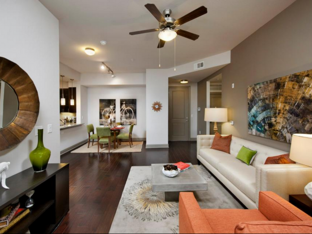 Elle of Buckhead Image 28