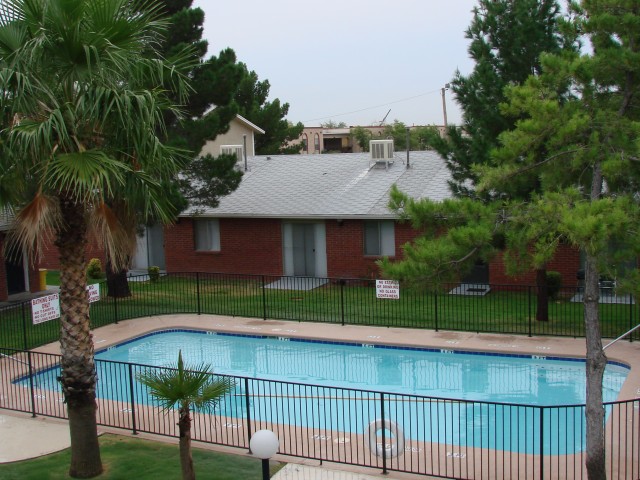 Ashton Parke Image 3